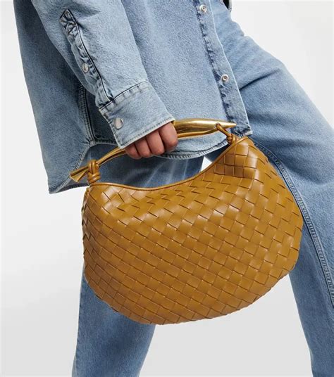 purchase bottega veneta